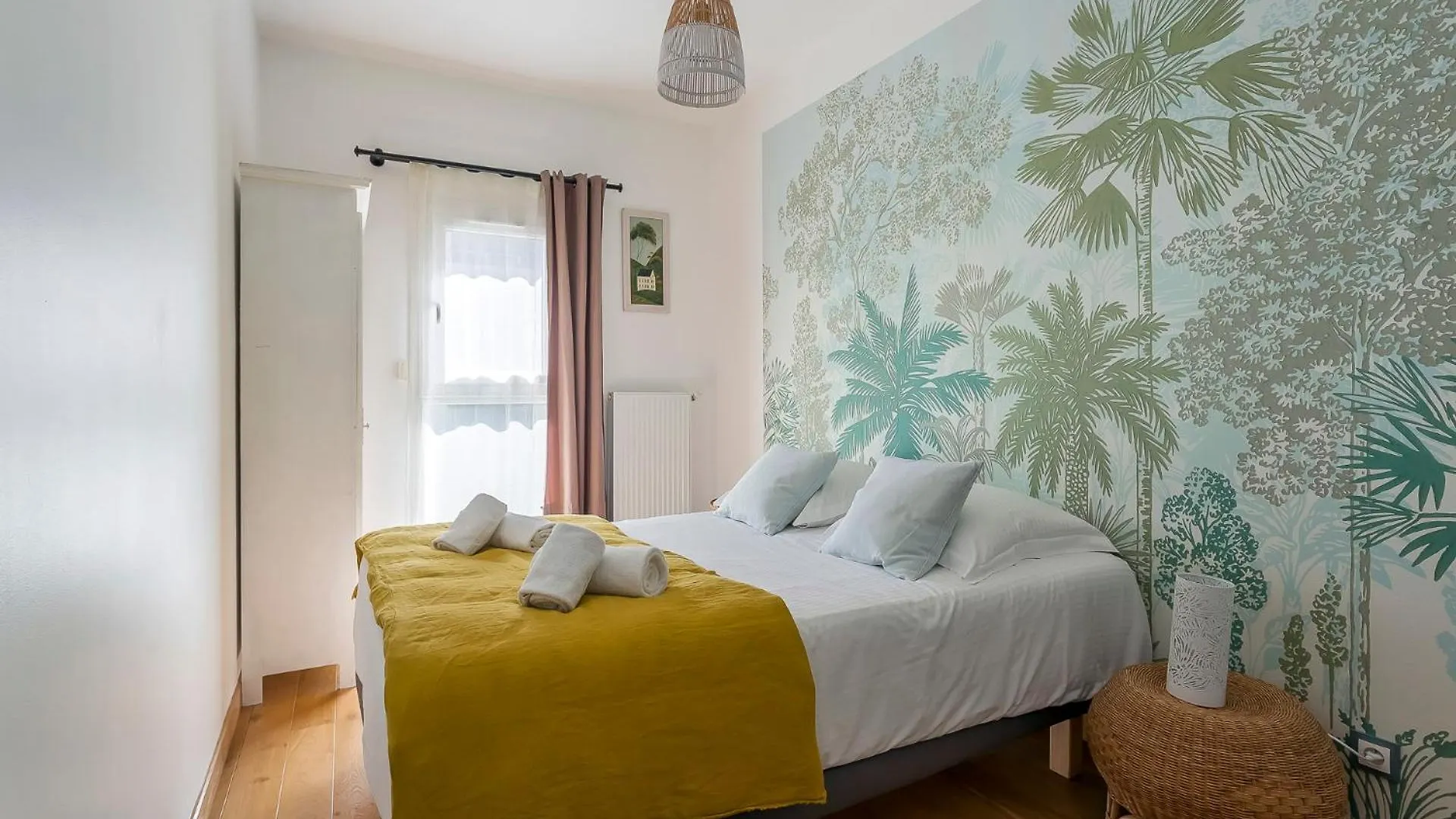 Maison Stella Villeurbanne 0*,  Francia